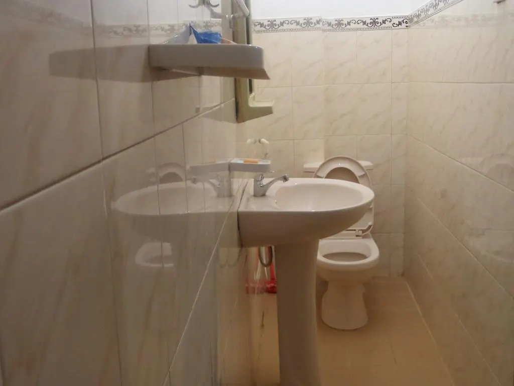 לינה וארוחת בוקר קנדי Forest View Homestay